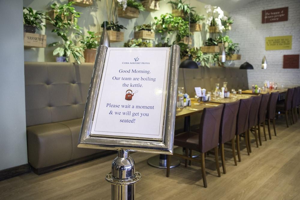 Cork Airport Hotel Dış mekan fotoğraf
